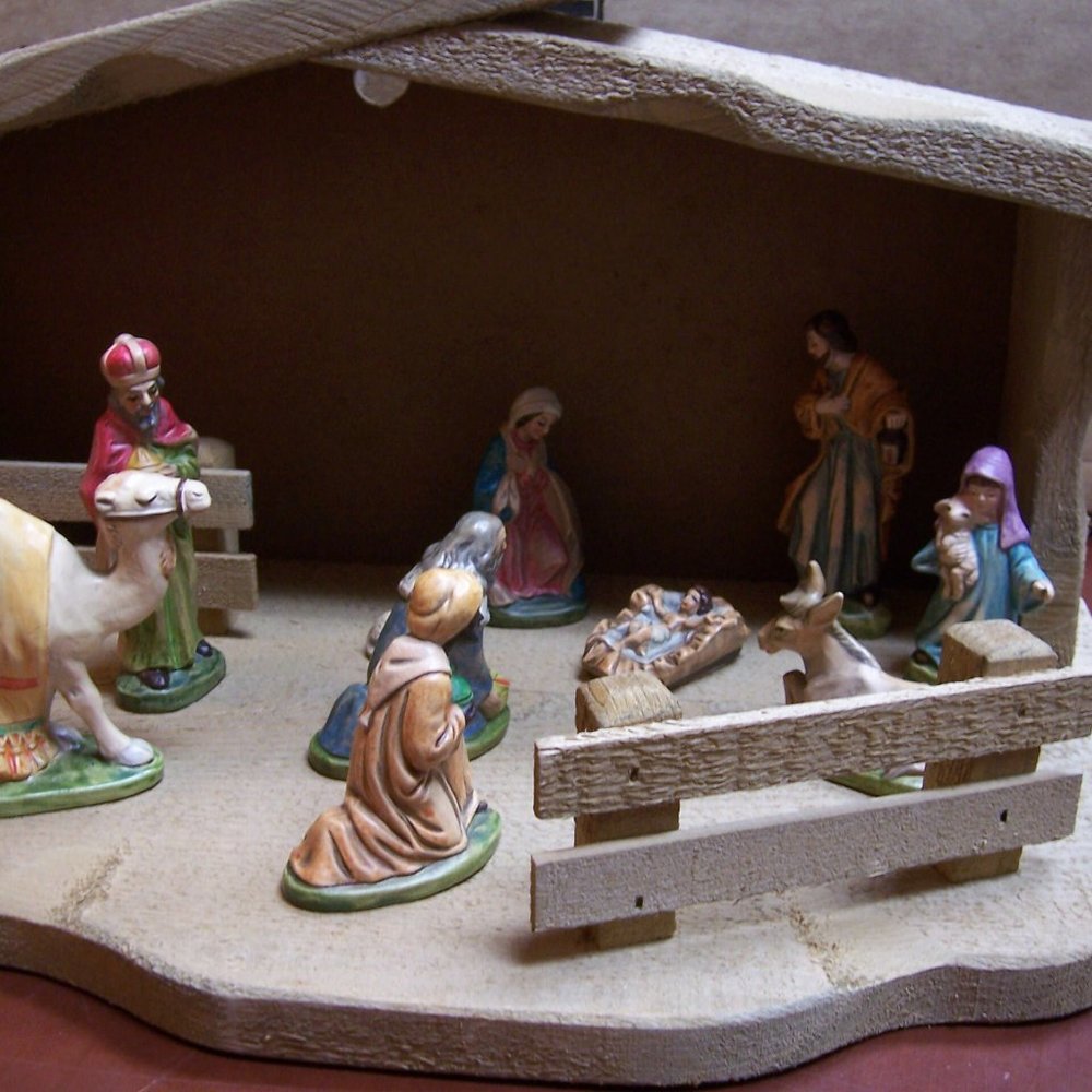Nativity Set of 10 + Manger By Schmidt    Tallest figure appx 4 in tall